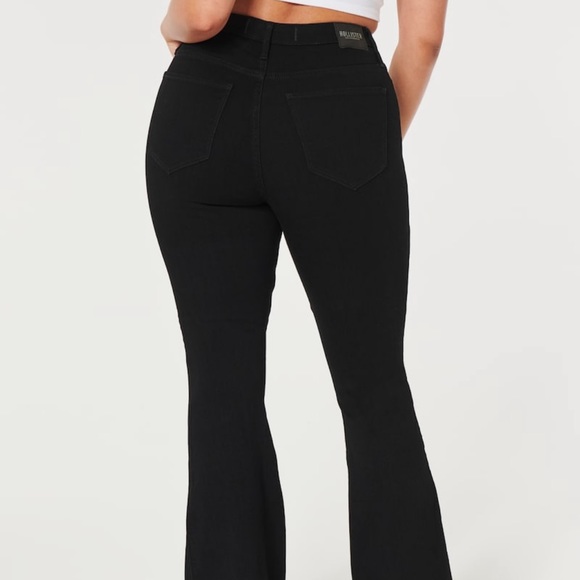 Curvy High-Rise Flare Jeans - Picture 4 of 5